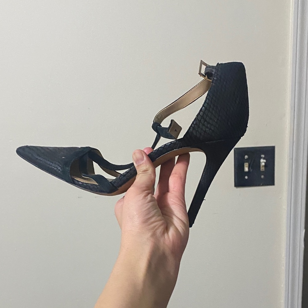 Vince Camuto Black Textured Heels